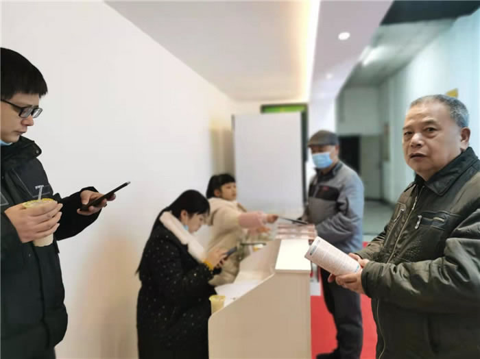 四川中青旅綿陽分社、綿陽市中旅假日旅行社、綿陽自來文化傳播有限公司24H自助售貨服務盛大開業(yè)