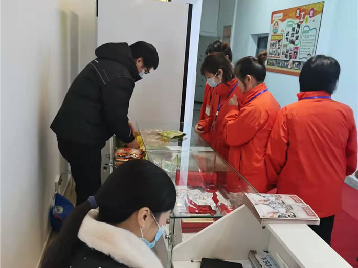 四川中青旅綿陽分社、綿陽市中旅假日旅行社、綿陽自來文化傳播有限公司24H自助售貨服務盛大開業(yè)